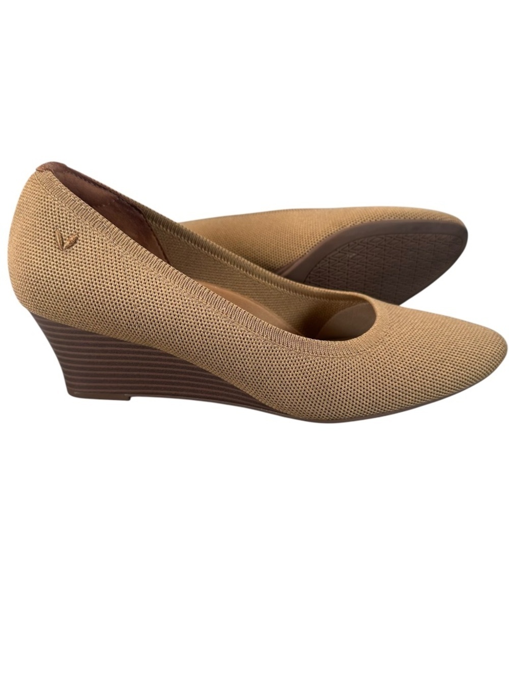 Vivaia Tamia Wedge Pro Womens Size US 9.5 EU 39.5 Almond Comfort Arch Support